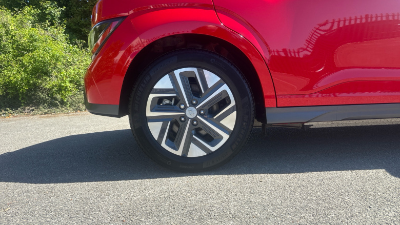 Hyundai KONA 100kW SE Connect 39kWh 5dr Auto Electric Hatchback
